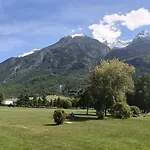Graziosa Mansarda Vista Montagne Pollein