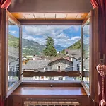 Apartamento Graziosa Mansarda Vista Montagne Pollein