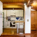 Graziosa Mansarda Vista Montagne Apartman Pollein