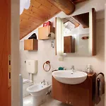Apartman Graziosa Mansarda Vista Montagne