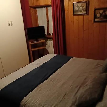 Graziosa Mansarda Apartment *