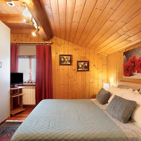 Graziosa Mansarda Vista Montagne * Pollein